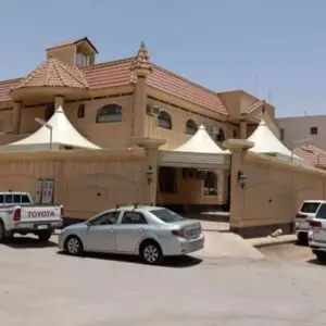 0210 بروج جدة للمقاولات | مظلات سيارات