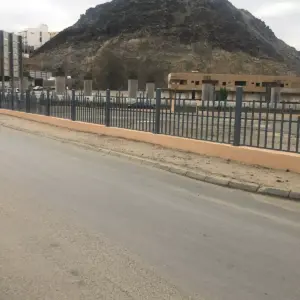 0944 بروج جدة للمقاولات | شبوك